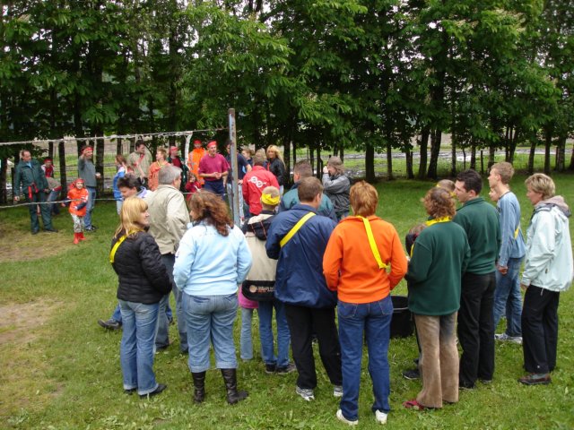 2006HWK 143.jpg